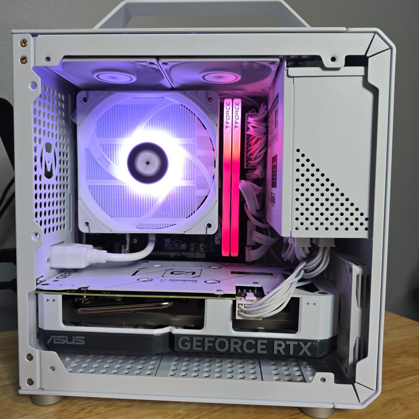 Tiny Gaming PC | Ryzen 5 7600x | RTX 4060ti 8gb| 1tb m.2 ssd | Win 11 Pro (Activated) | Synced RGB | 32gb DDR5 Ram | Wifi & Bluetooth