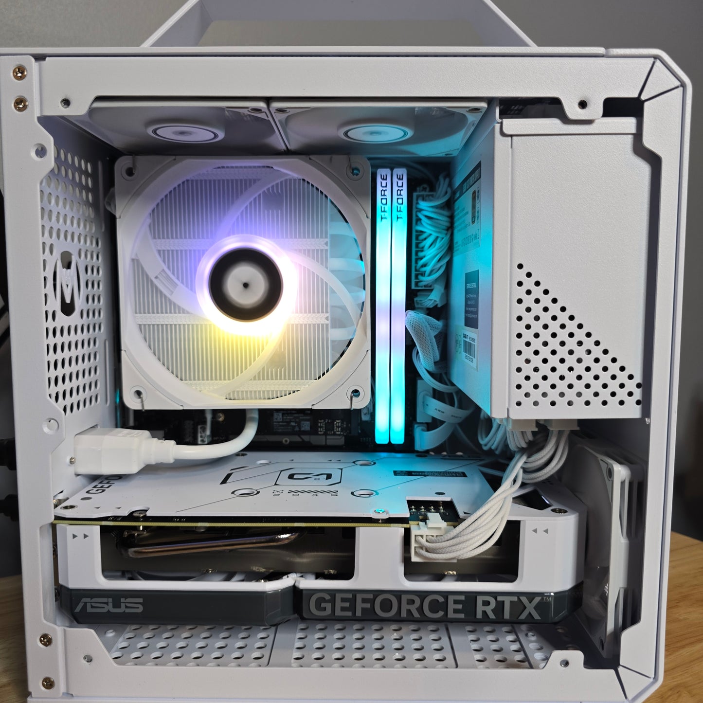 Tiny Gaming PC | Ryzen 5 7600x | RTX 4060ti 8gb| 1tb m.2 ssd | Win 11 Pro (Activated) | Synced RGB | 32gb DDR5 Ram | Wifi & Bluetooth