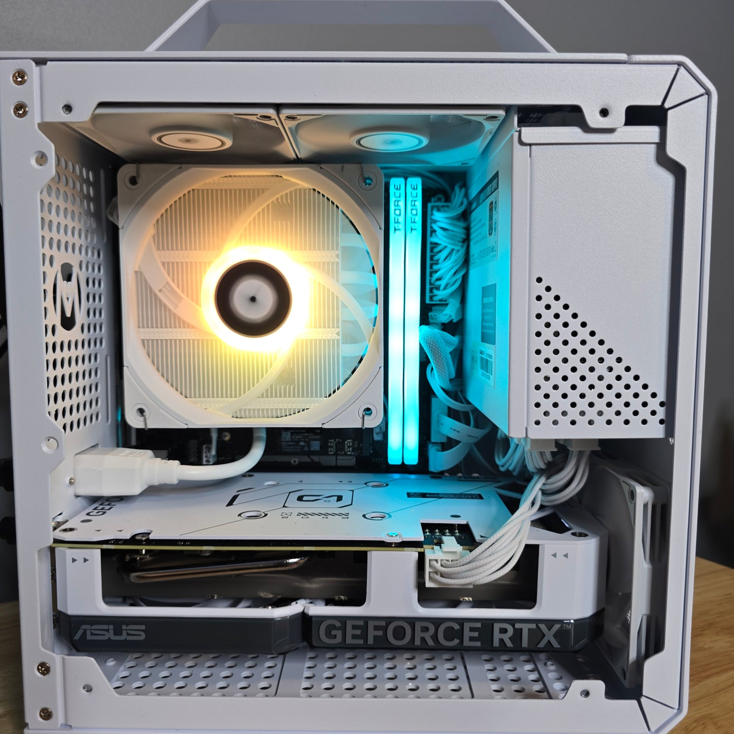 Tiny Gaming PC | Ryzen 5 7600x | RTX 4060ti 8gb| 1tb m.2 ssd | Win 11 Pro (Activated) | Synced RGB | 32gb DDR5 Ram | Wifi & Bluetooth