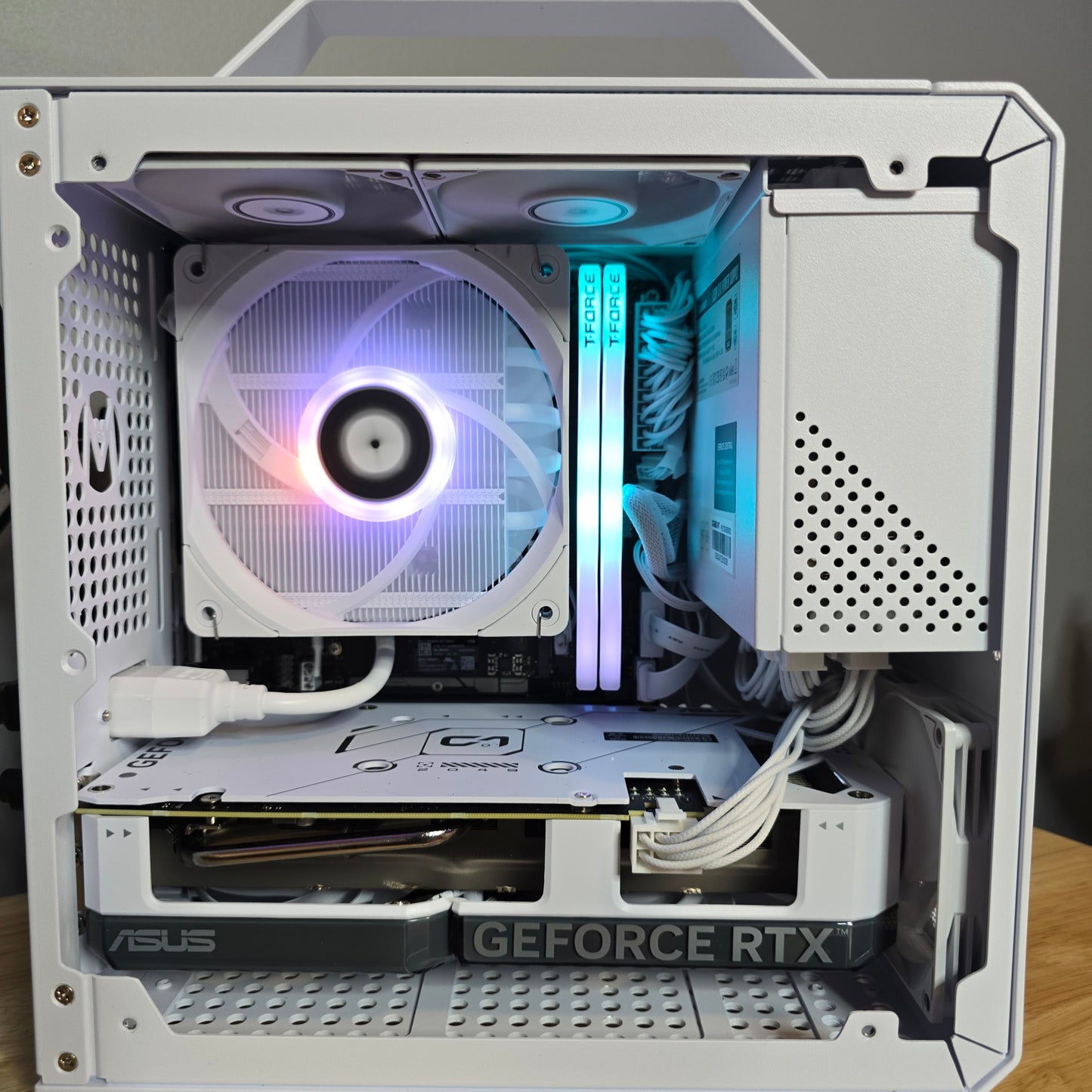 Tiny Gaming PC | Ryzen 5 7600x | RTX 4060ti 8gb| 1tb m.2 ssd | Win 11 Pro (Activated) | Synced RGB | 32gb DDR5 Ram | Wifi & Bluetooth